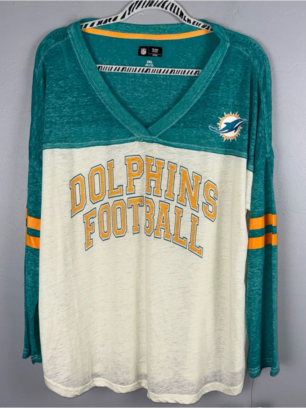 NFL G-III 4Her by Carl Banks White/Aqua Miami Dolphins Raglan V-Neck T-Shirt 2XL